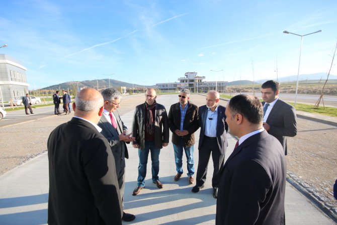 Babaoğlu Beyşehir'de incelemelerde bulundu