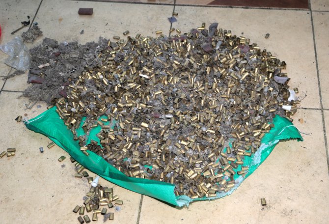 Pendik’te "ruhsatsız silah" operasyonu