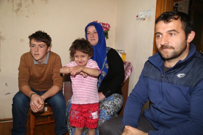 Minik Derya 3,5 yıldır karaciğer nakli bekliyor