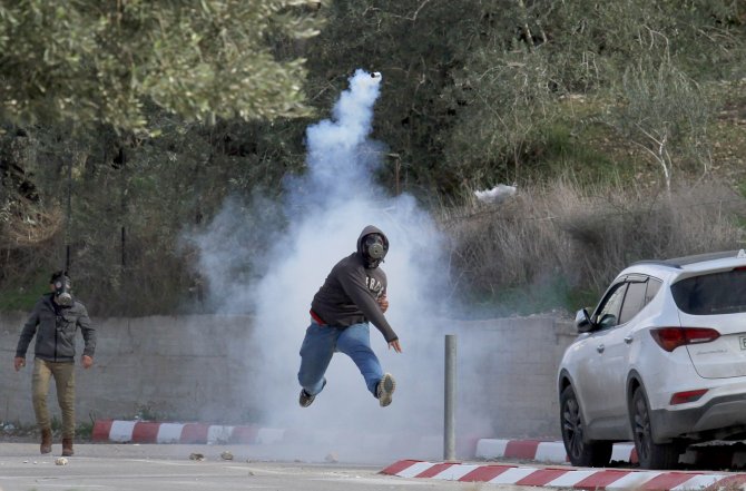 Batı Şeria'daki Kudüs gösterilerinde 11 Filistinli yaralandı