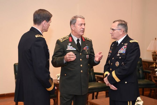 Orgeneral Akar'ın ev sahipliğinde güvenlik zirvesi