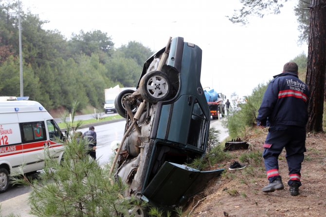 Tekirdağ'da otomobil devrildi: 2 yaralı