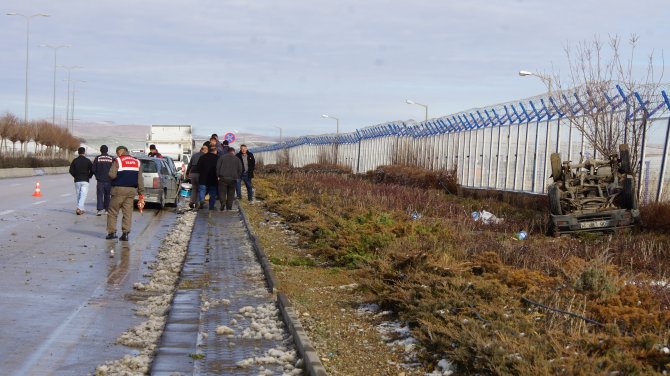 Çubuk'ta trafik kazası: 3 yaralı