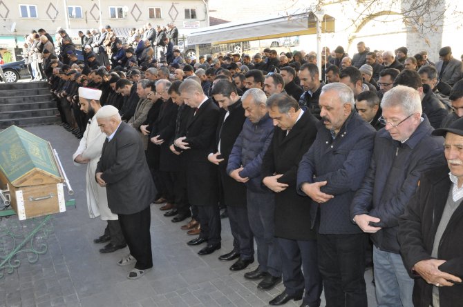 Vali Gül, Gürün'de cenaze törenine katıldı