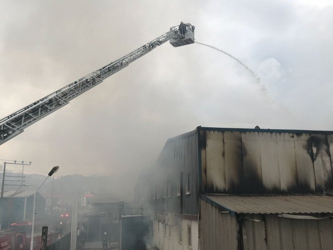 GÜNCELLEME 2 - Kocaeli'de yangın