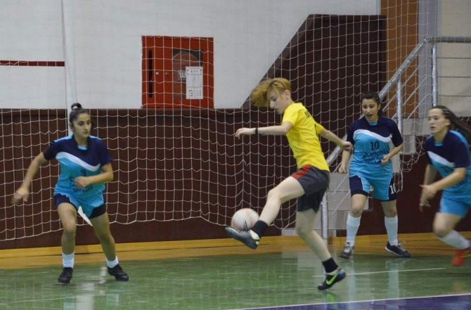 Kırşehir'de futsal müsabakaları sona erdi