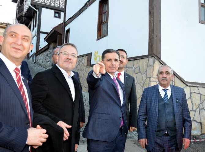 Ankara Valisi Topaca, Ayaş'ı ziyaret etti