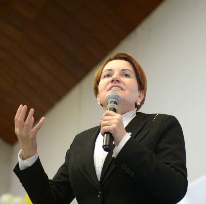 İYİ Parti Genel Başkanı Akşener, Eskişehir'de