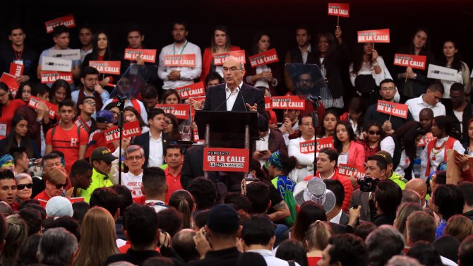 Kolombiya’da devlet başkanlığı seçimine doğru