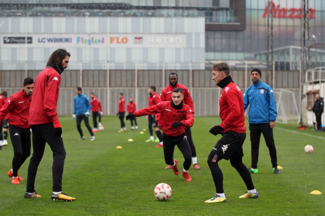 Samsunspor'da gözler Gazişehir Gaziantep maçına çevrildi