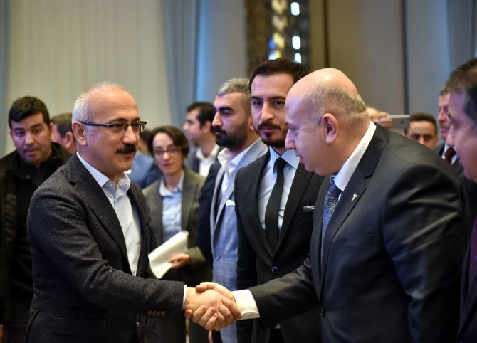 Akdeniz demiryoluyla Karadeniz'e bağlanıyor