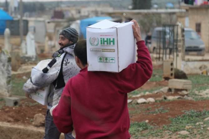 İHH’den Burseya Dağı’ndaki Suriyelilere yardım