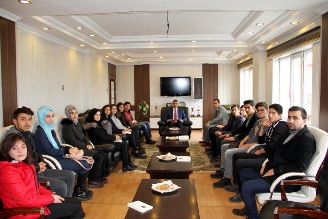 Suşehri’nde "Kitap Okuma Halkaları" projesi