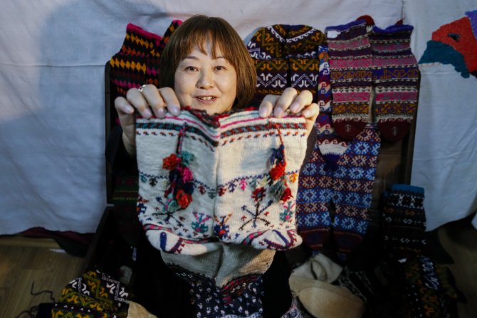Japon yazarın yün çorap merakı koleksiyona dönüştü