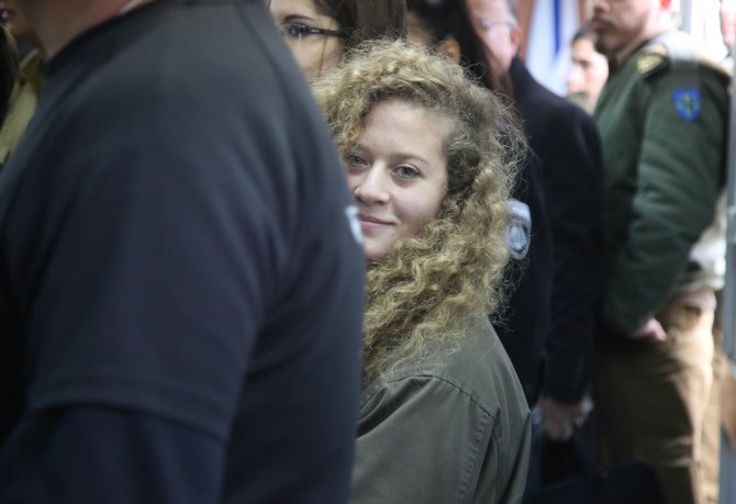 "Filistinli cesur kız" Ahed'in yargılanması