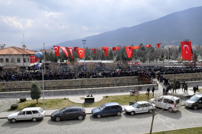 Kazada şehit olan polis son yolculuğuna uğurlandı