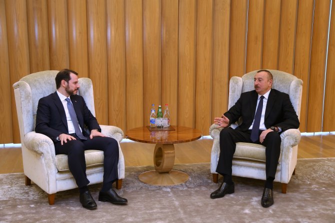 Enerji ve Tabii Kaynaklar Bakanı Albayrak, Aliyev'le görüştü
