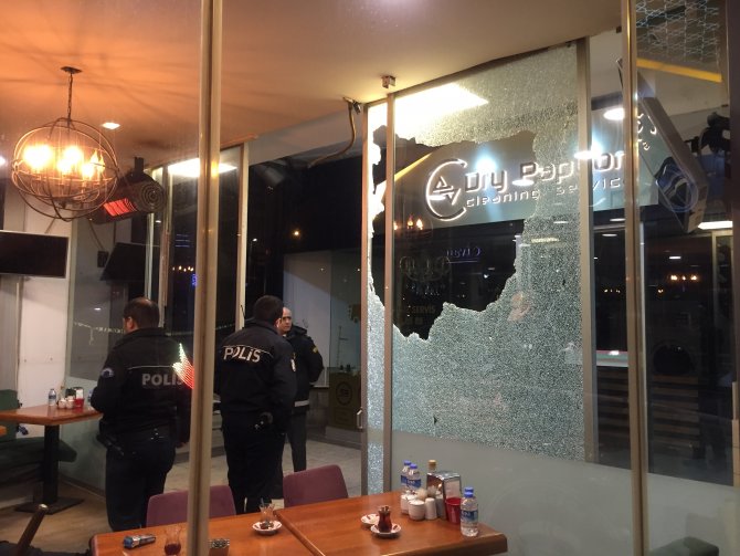 Çorbacıda silahlı kavga: 3 yaralı