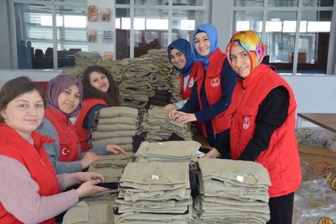 Gençlik Merkezleri'nden Zeytin Dalı Harekatı'na destek