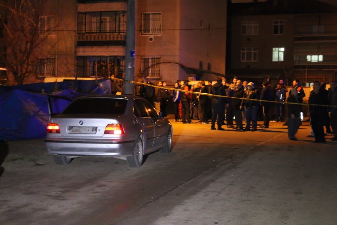 Hırsızlık için girdiği ahırda yakalandı