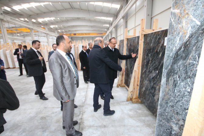 Vali Canbolat, Beyşehir'i ziyaret etti