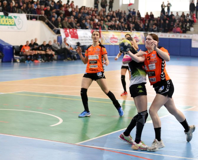 Hentbol: Kadınlar EHF Challenge Kupası