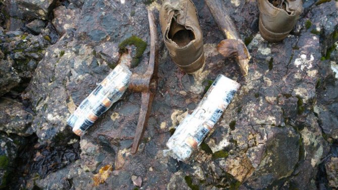 Tunceli'de terör örgütü sığınağından 