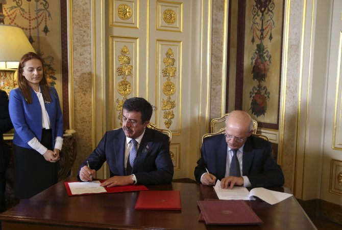 Ekonomi Bakanı Zeybekci, Portekiz'de