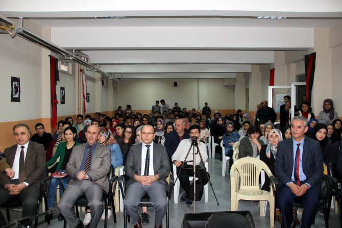 Suşehri'nde "Veysel Gider Adı Kalır" programı