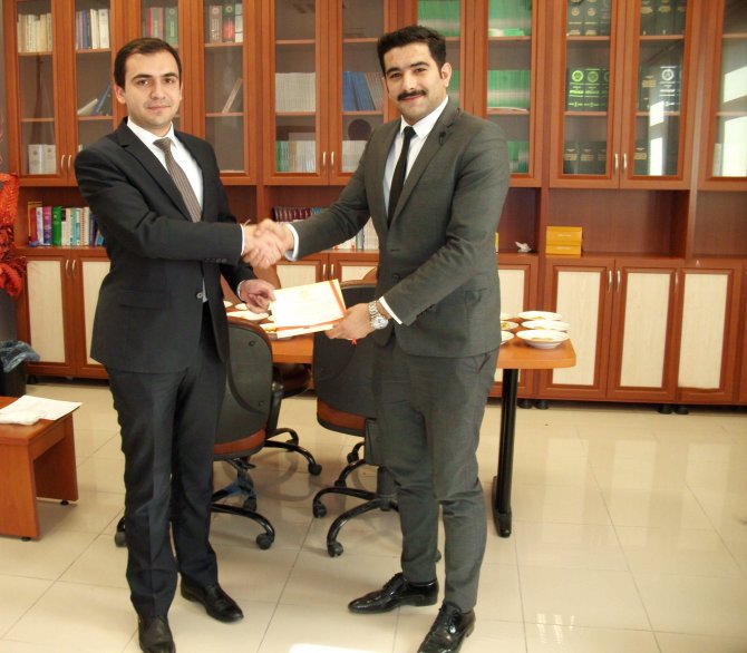 Yunak'ta üstün performans gösteren katibe başarı belgesi