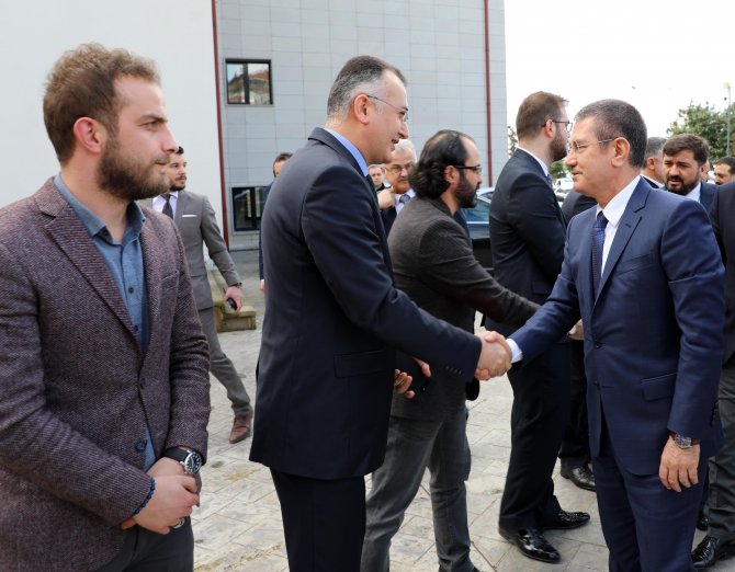 "Şehadete yürümeyi mutluluk kabul eden Türk milletiyle baş edemezsiniz"