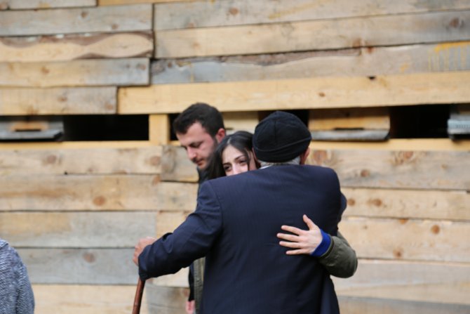 Artvin'de baraj gölünde kaybolan kişiyi arama çalışmaları sürüyor