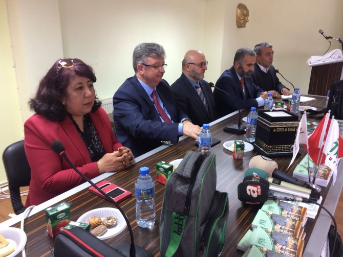 Konya'da 19 engelli birey ve aileleri umreye gidecek