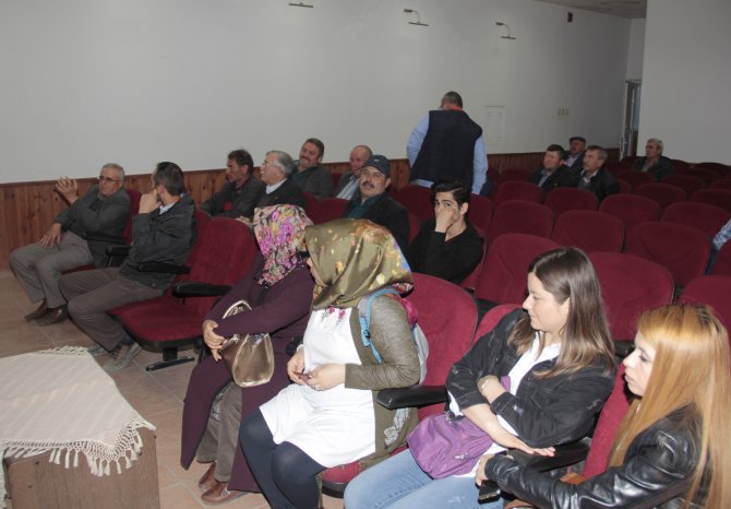 Beypazarı'nda hayvan yetiştiricileri bilgilendirildi