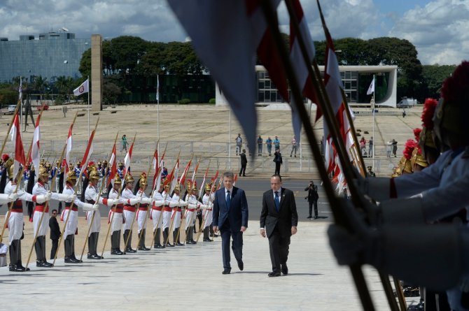 Kolombiya Devlet Başkanı Santos'un Brezilya ziyareti