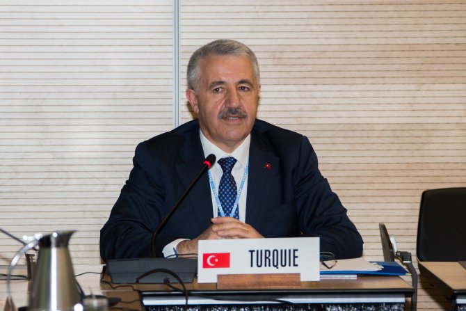 Ulaştırma, Denizcilik ve Haberleşme Bakanı Ahmet Arslan Cenevre'de
