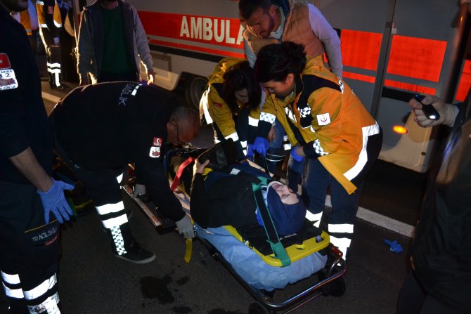 GÜNCELLEME - Aksaray'da yolcu otobüsü şarampole devrildi: 4 ölü, 37 yaralı