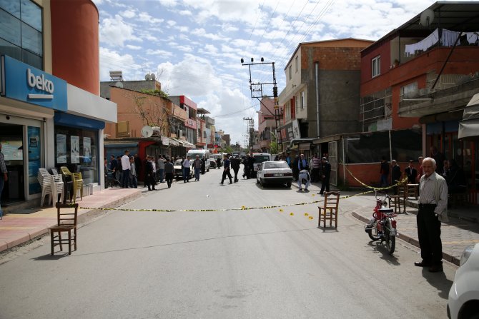 GÜNCELLEME - Adana'da silahlı kavga: 1 ölü, 4 yaralı