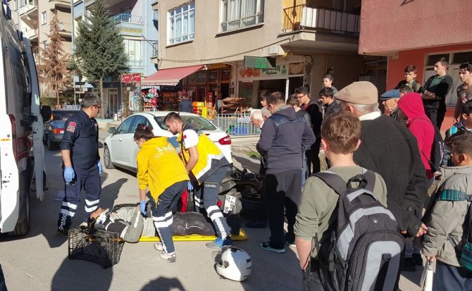 Motosikletten düşen sürücü yaralandı