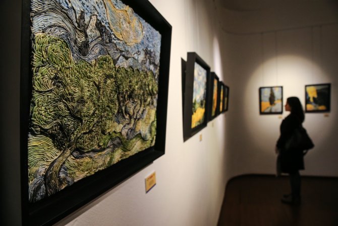 Van Gogh'un resimleri seramiğe aktarıldı