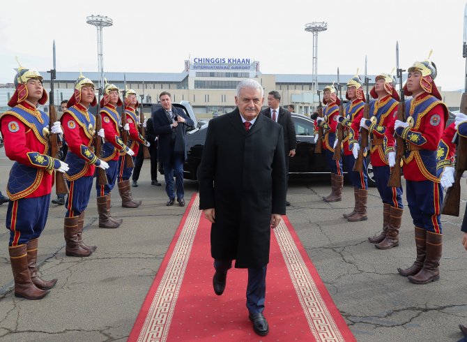 Başbakan Yıldırım Moğolistan'dan ayrıldı