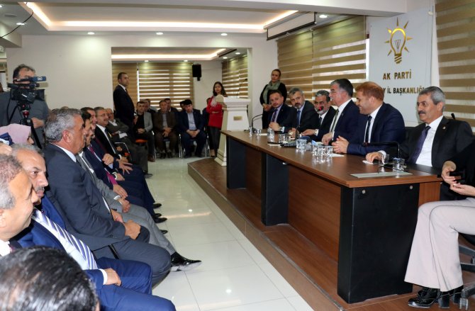 Bakan Yılmaz Hatay'da partililere seslendi