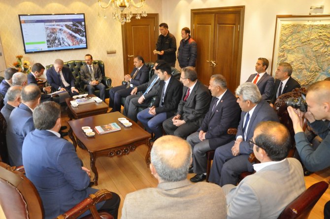 Vali Gül, Gürün ilçesini ziyaret etti