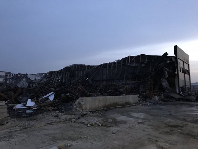 Sakarya'daki fabrika yangını
