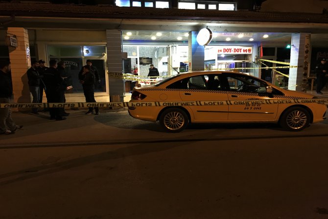 Bayburt'ta silahlı kavgada baba-oğul öldü