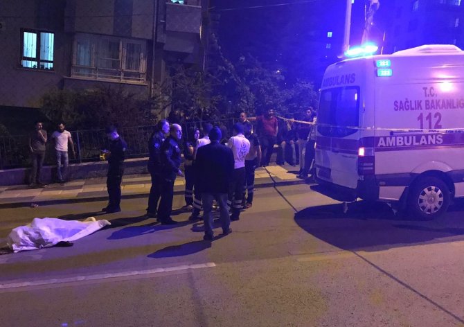 Başkentte minibüsün çarptığı yaya öldü