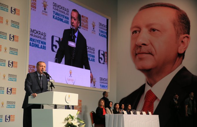 AK Parti İstanbul İl Kadın Kolları Kongresi