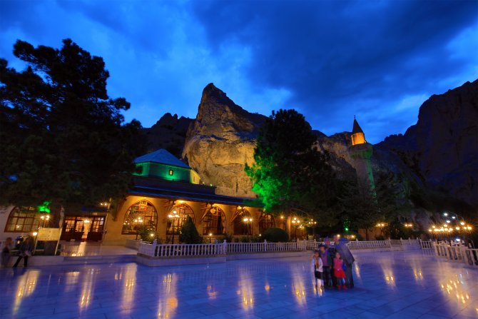 Beraat Kandili coşkuyla idrak edildi