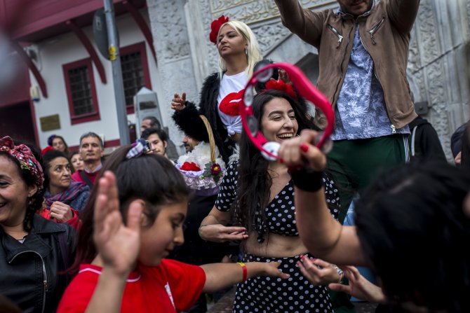 Ahırkapı'da Hıdırellez şenliği