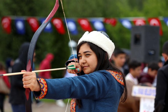 Sivas ve Yozgat'ta Hıdırellez coşkuyla kutlandı